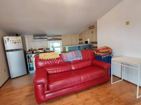 Apartment in Petrovac with Sea View